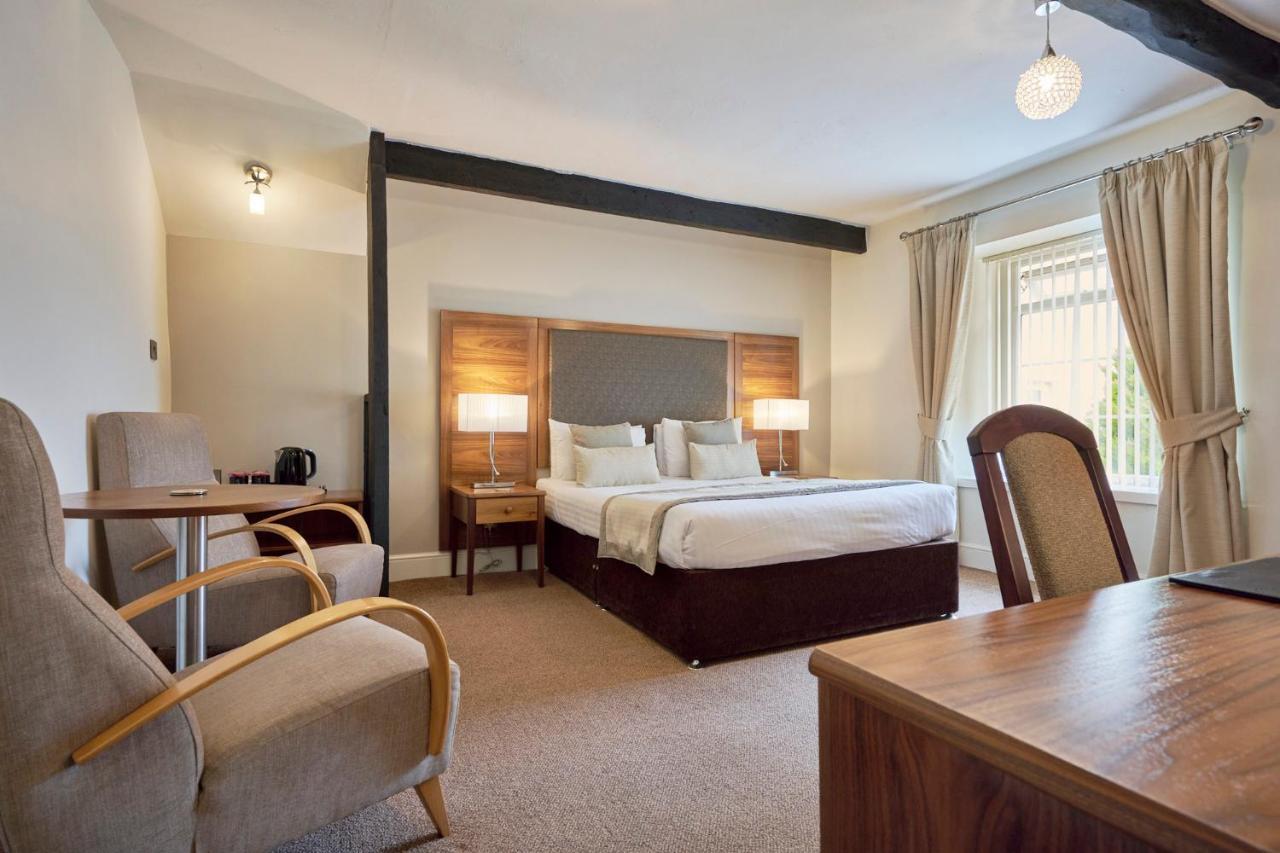 The Old Ginn House Inn Great Clifton Exteriér fotografie