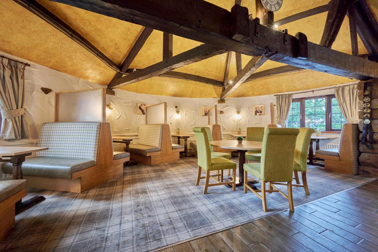 The Old Ginn House Inn Great Clifton Exteriér fotografie